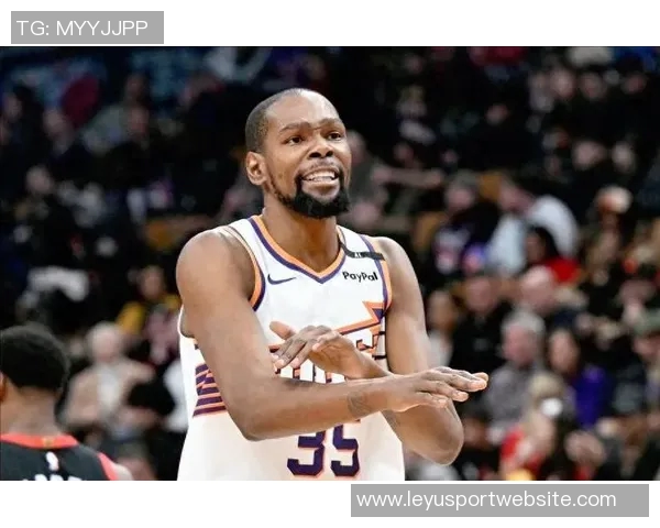 杜兰特坦言进攻表现不佳但坚信球队正在不断提升实力