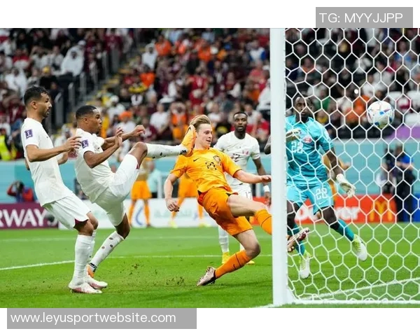 荷兰队官方推特发布海报热身世预赛对阵马耳他德容加克波等明星球员亮相