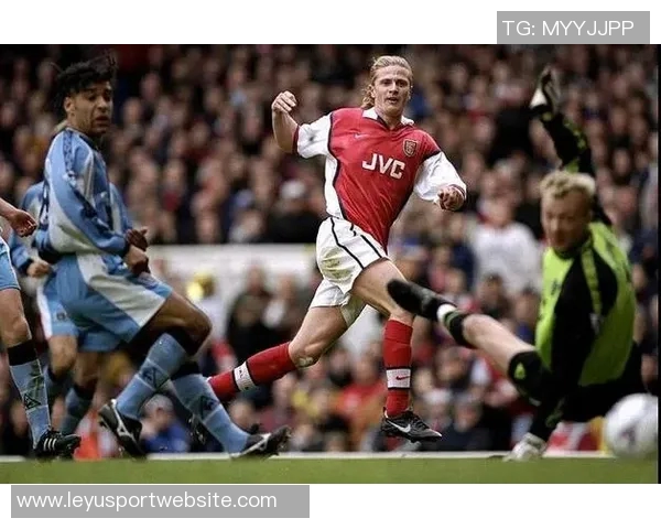 英超官方问球星手机里最出名的联系人是谁，汉密尔顿诺天王被提