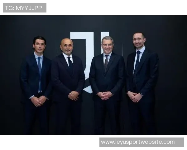 意天空报道科莫利与斯帕莱蒂会面尤文与曼奇尼未再深入讨论 意天空报道科莫利与斯帕莱蒂会面尤文与曼奇尼未再深入讨论