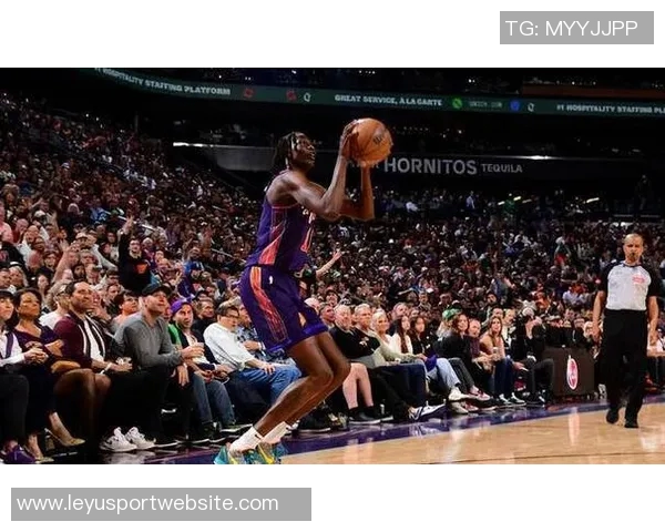 太阳主帅强调只要能激发球队活力的球员都将获得上场机会